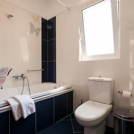 Holiday home Olive Garden - Private Heated Pool Vacation *